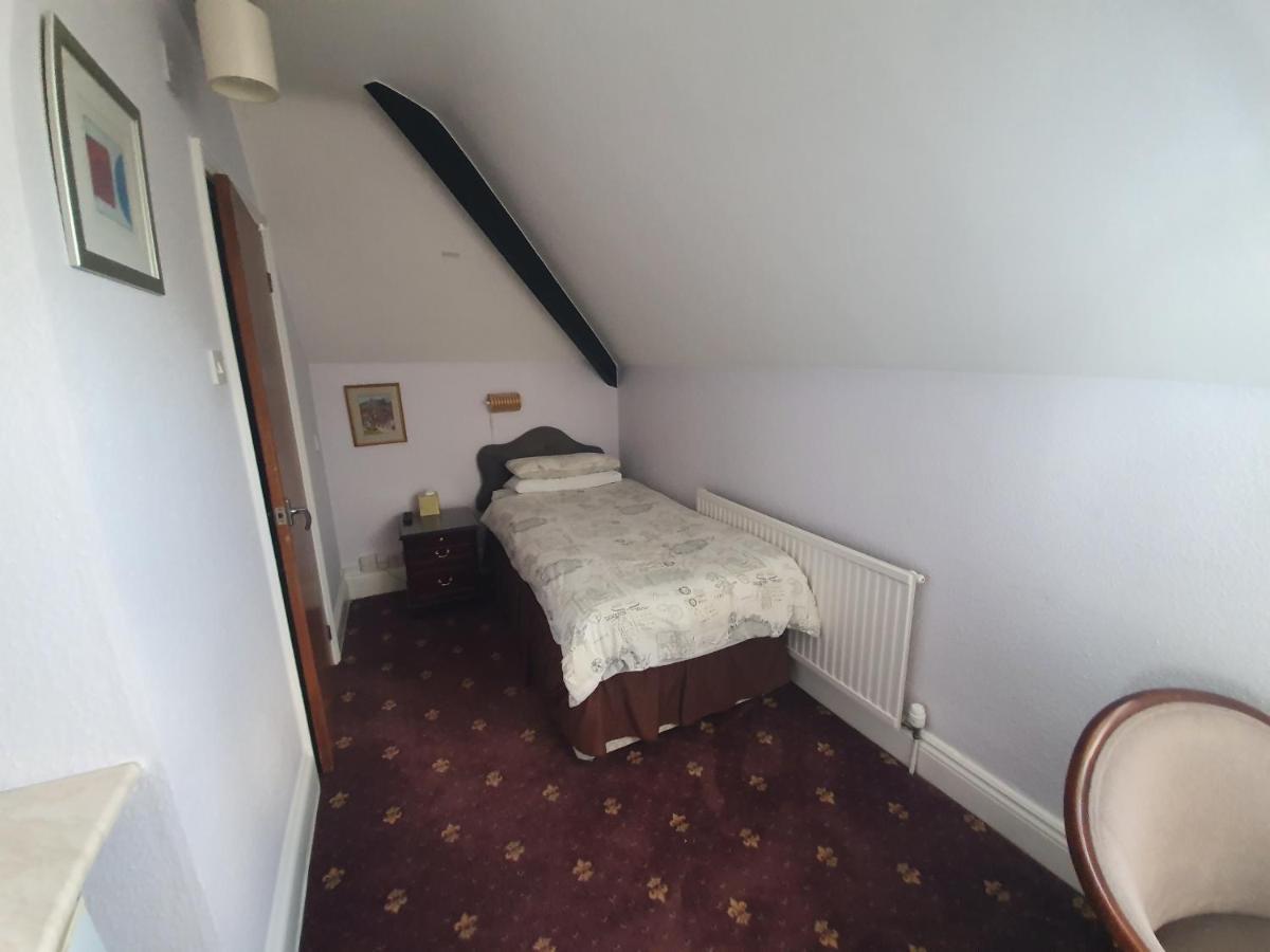 Dove Court Mini Lodge 奥尔蒙兹伯利 外观 照片